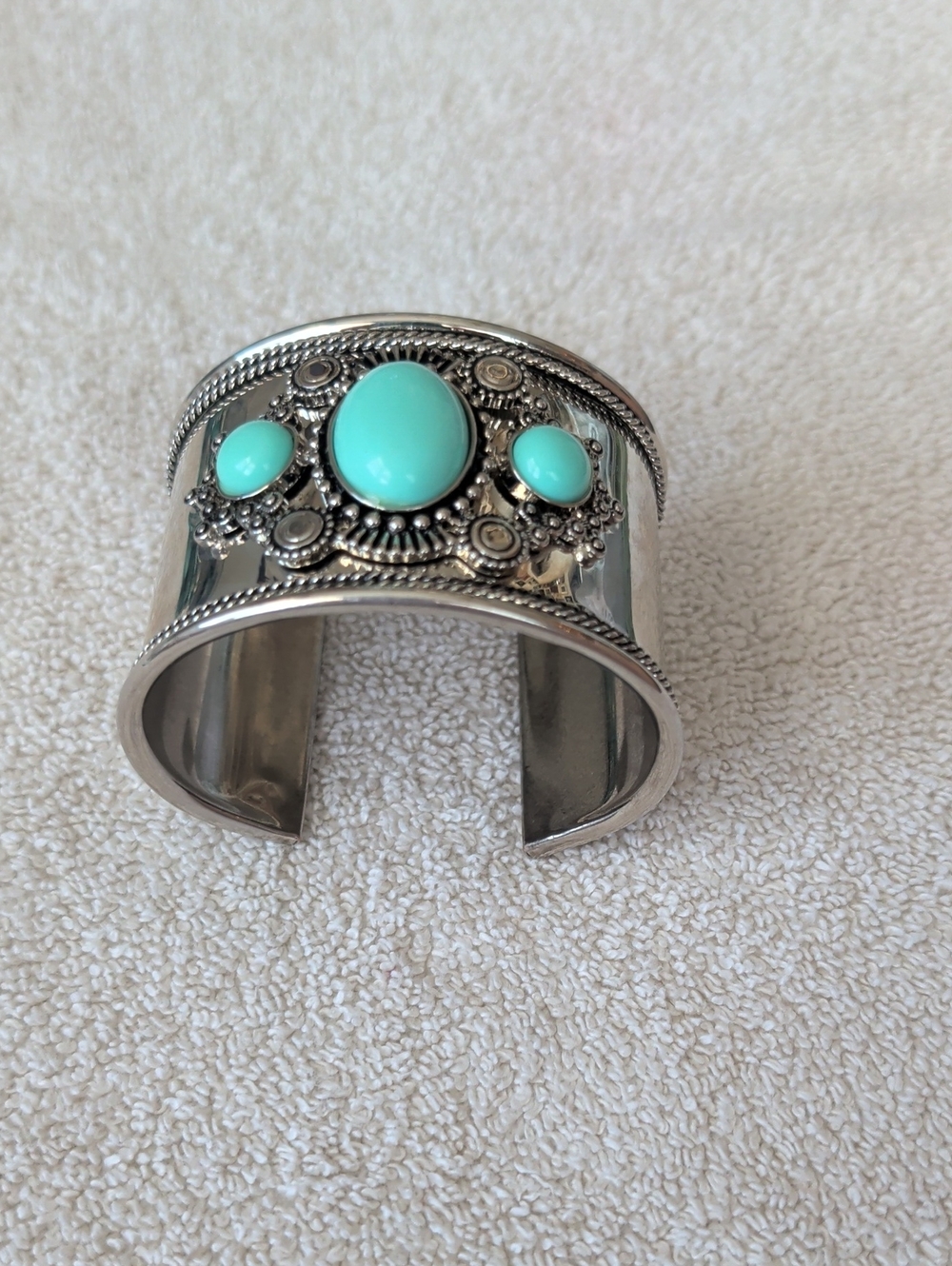 Turquoise Stone Silver Cuff Bracelet - Women Jewelry